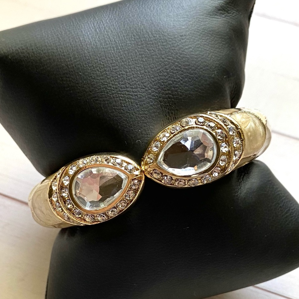 Bangle  bracelet